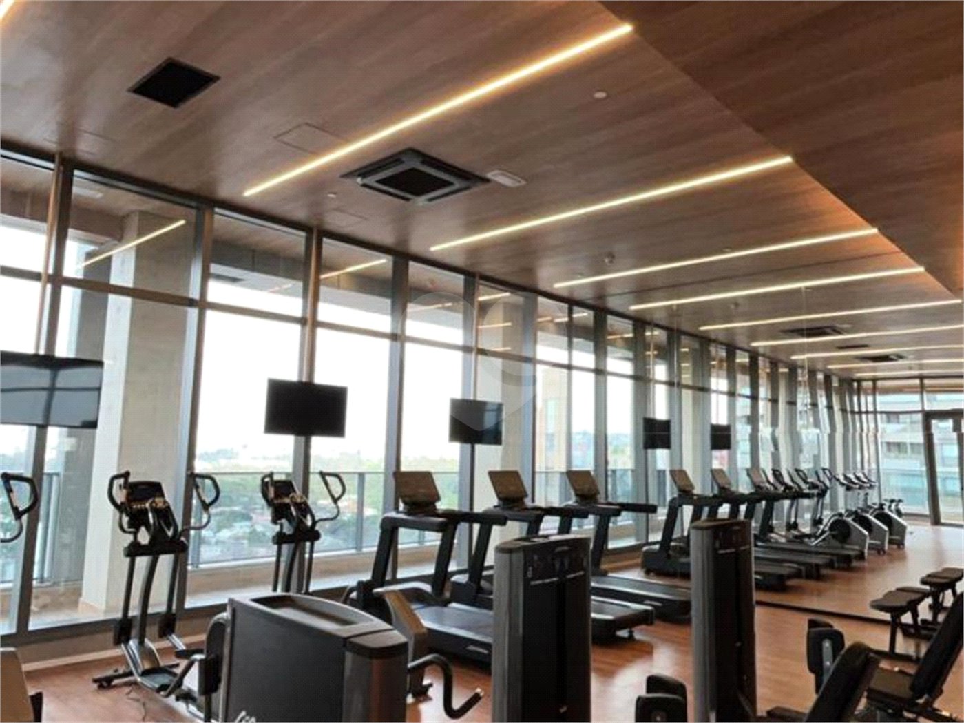 Studio de Alto Padrão no Cobiçado JK Square, Itaim Bibi | 42m², 1 Vaga