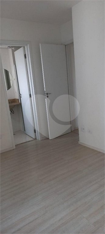 Apartamento com sacada - metrô Tucuruvi - NOVO