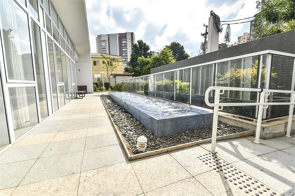 Apartamento para alugar com 100m², 3 quartos e 2 vagas