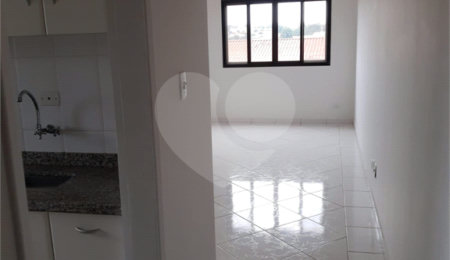 Apartamento à venda com 2 quartos, sendo 1 suíte,  em Vila Suconasa, Araraquara, SP