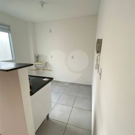 Apartamento para venda no Monte Athos.