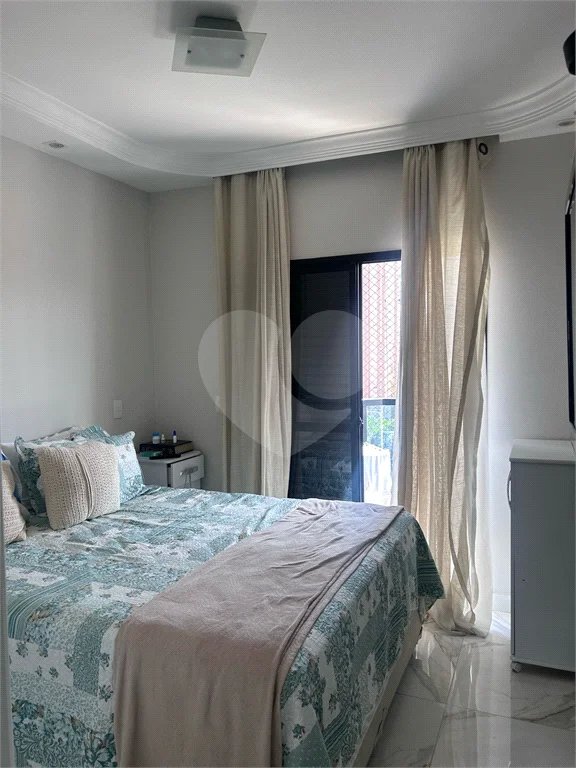 Apartamento vender na ANÁLIA FRANCO, com 88m2, 3 quartos, 1 suíte, sala com sacada, 2 vagas