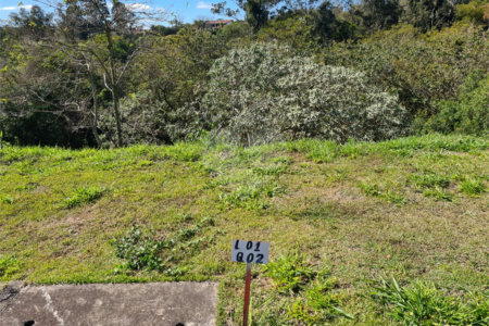 Terreno de 1650,70m2 à Venda em Condomínio Fechado na Cidade de Vinhedo-SP