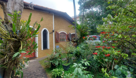 Casa à venda com 5 quartos, sendo 1 suíte,  em Cidade Vargas, São Paulo, SP