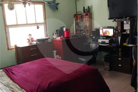 Casa com 156 m², 2 quartos, garagem para 3 carros, à venda no bairro Cerâmica em São Caetano do Sul