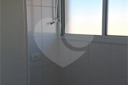 Apartamento na Vila Mascote | 1 dormitório | 1 vaga | Varanda