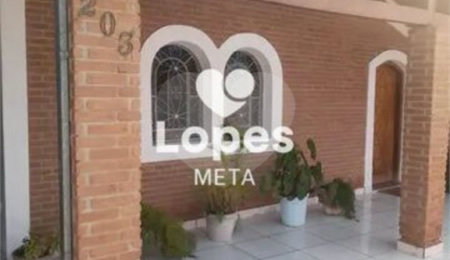 Casa à venda com 3 quartos, sendo 2 suítes,  em Jardim Altos de Santana, São José dos Campos, SP