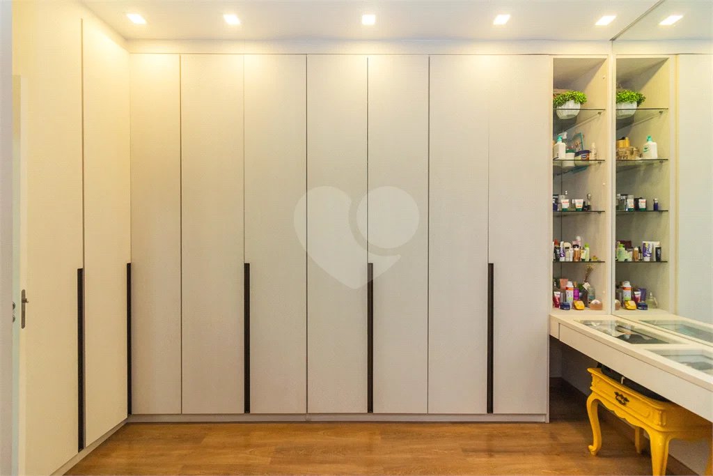 Apartamento na Mooca - 3 vagas