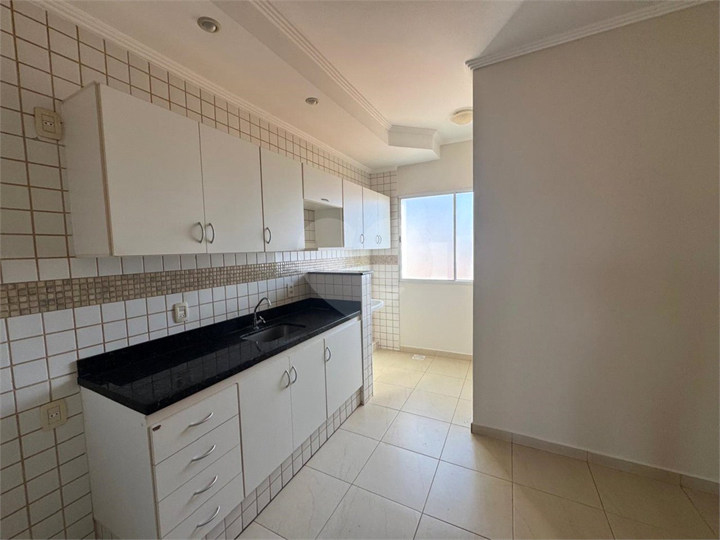 Apartamento de 2 Dormitórios á venda, no Parque Santa Marta em São Carlos.