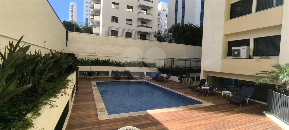 Apartamento a venda de 86 m² em Pinheiros 3 quartos, sendo 1 suíte e 3 vagas