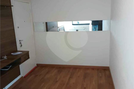 Apartamento no Res. Spazio Mont Royal