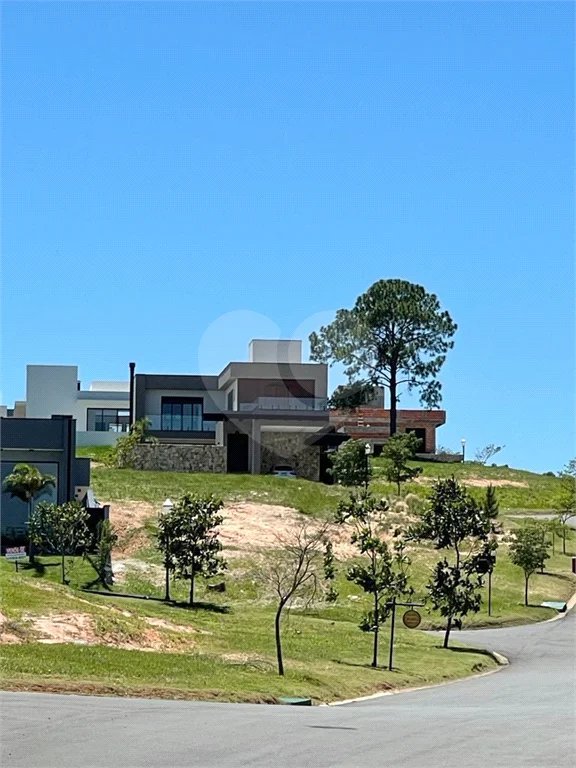 Casa à venda com 4 suítes,  no condomínio Villas do Golfe, Itu - SP