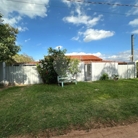 Casa a venda na Lagoa Dourada