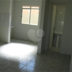 Apartamento no Condomínio Residencial Jardim das Torres.