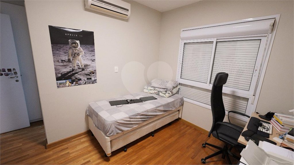 Apartamento á venda - Vila Olímpia