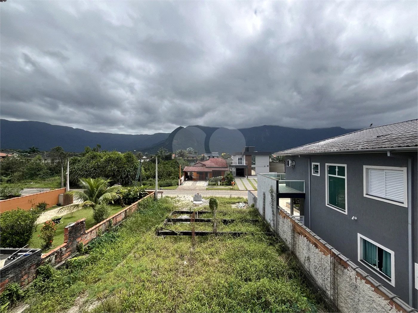 Terreno à venda com 5 suítes em Morada da Praia, Bertioga, SP