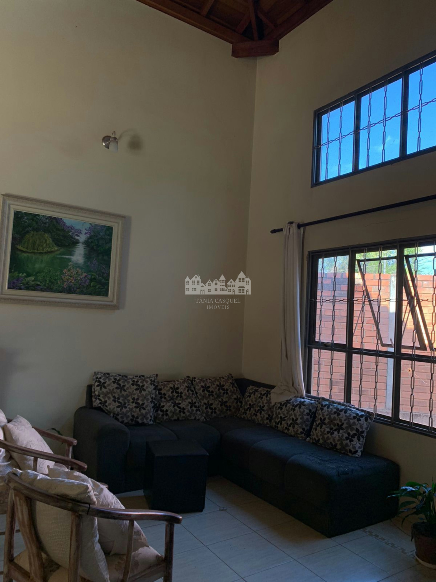 Casa à venda em Aparecida de São Manuel, São Manuel – SP, com projeto que valoriza conforto, iluminação natural e áreas de convivência.