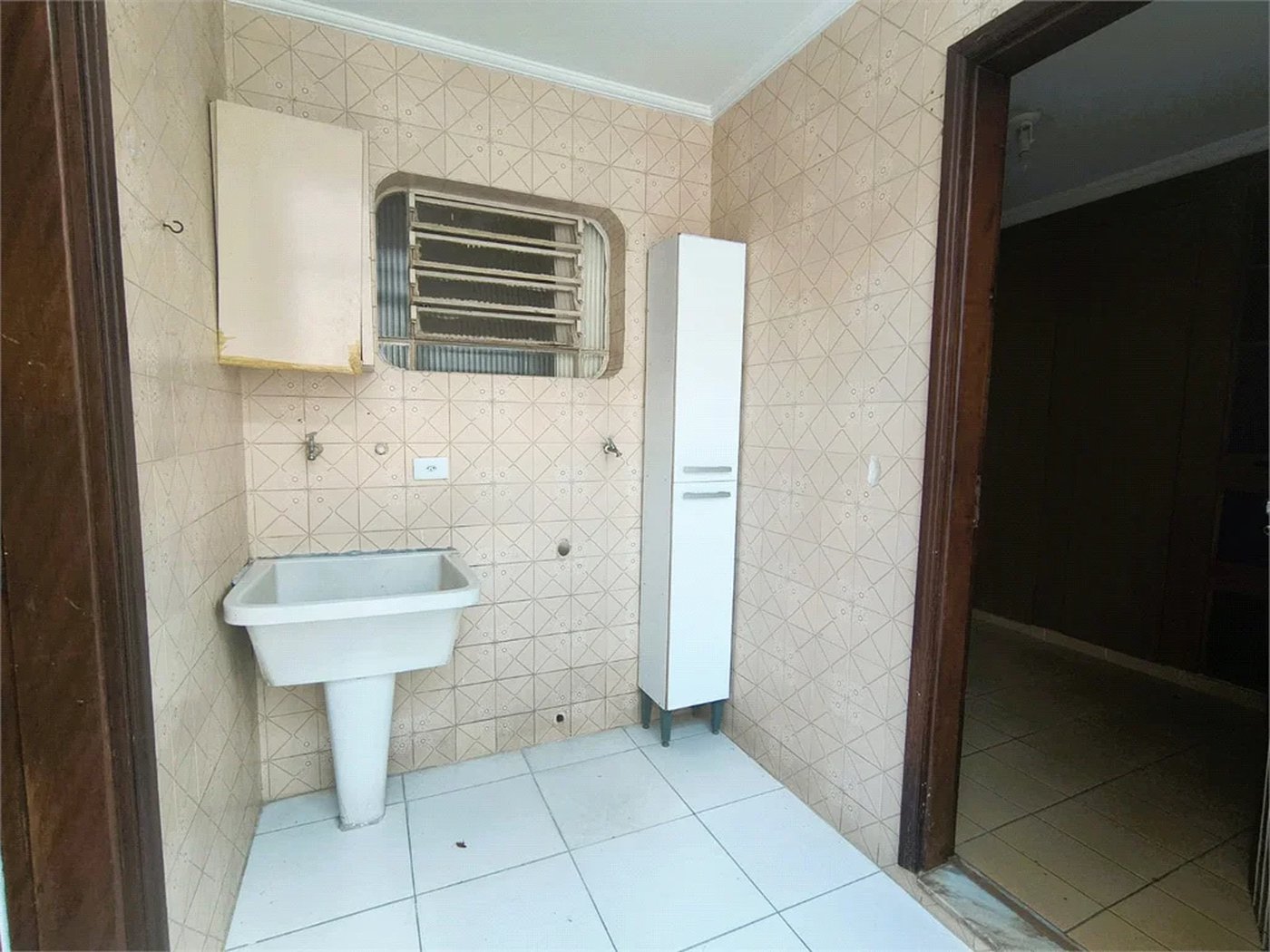 Sobrado à venda com 3 quartos, sendo 1 suíte,  em Jardim Esmeralda, São Paulo, SP