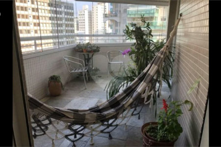 Apartamento à venda no Paraíso de 303m² com 4 suítes e 4 vagas.