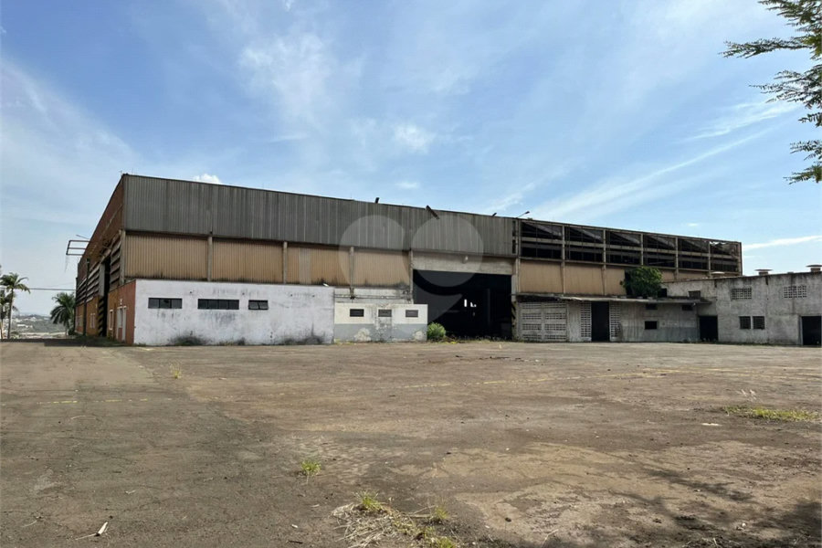 Excelente Galpão comercial para empresas disponível para venda e locação em Piracicaba - SP.