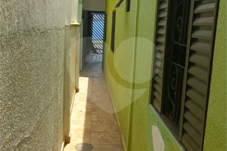 Casa à Venda no Jardim Hikare