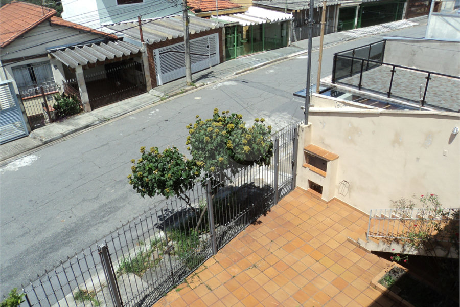 SOBRADO 3 DORMITORIOS OTIMA LOCALIZAÇAO