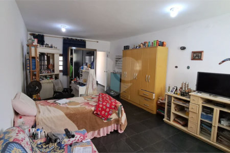 Sobrado à venda | 740 m² | 5 dormitórios (1 suíte) no Bom Retiro!