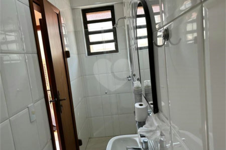 Sobrado com 5 dorm. sendo 2 suites