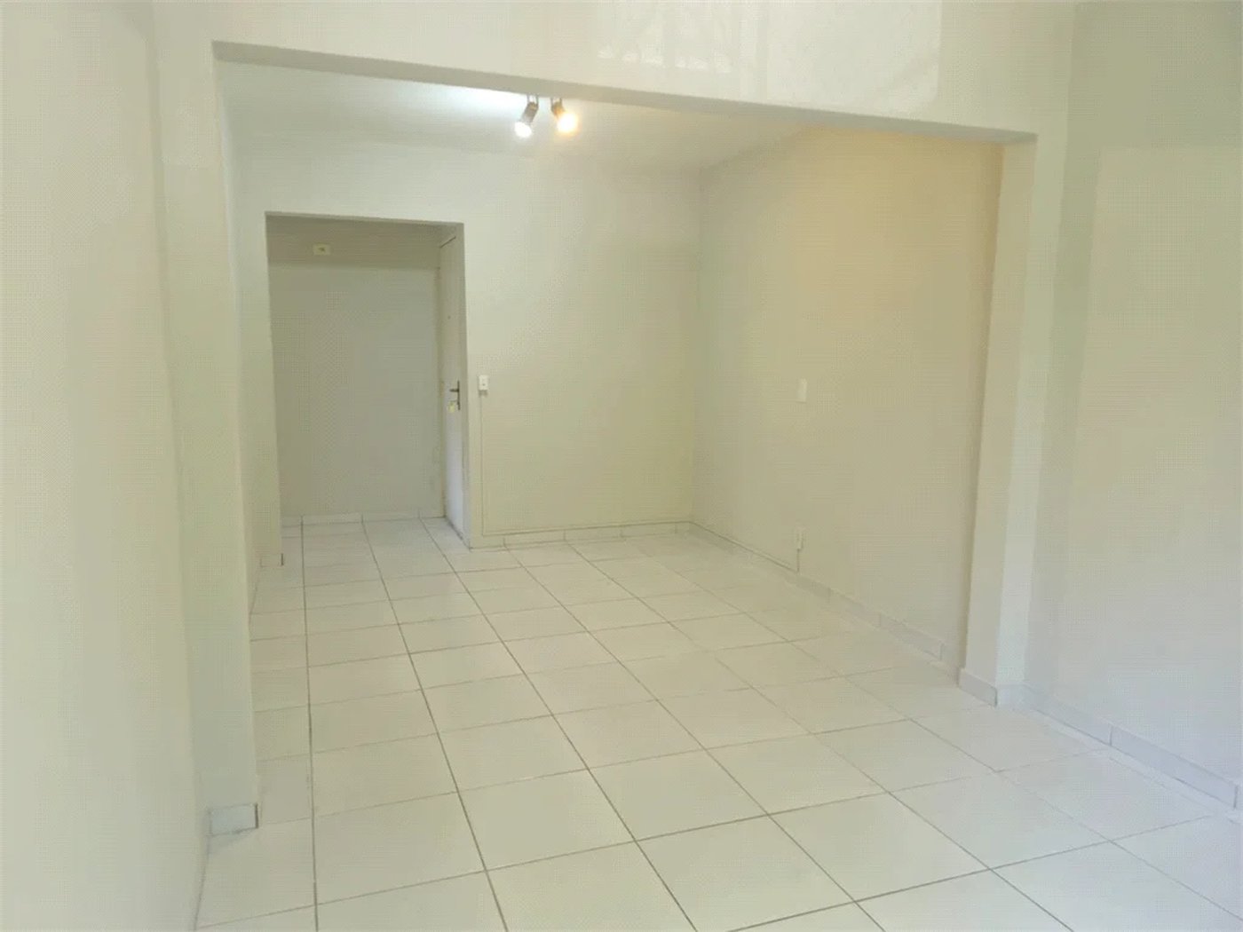Apartamento à venda com 3 quartos em Jardim das Vertentes, São Paulo, SP