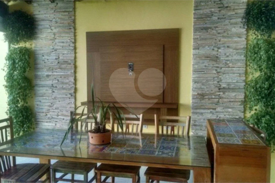 Casa à venda com 3 quartos, sendo 1 suíte, em Jabaquara, São Paulo, SP