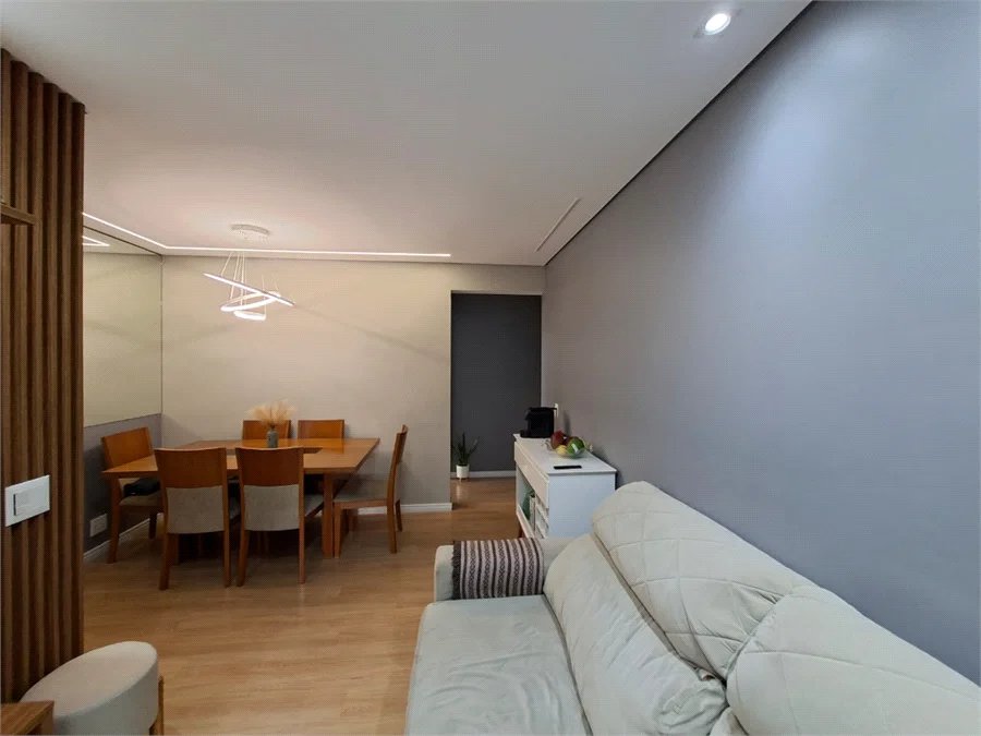 Apartamento à venda com 3 quartos, sendo 1 suíte, em Jardim das Vertentes, São Paulo - SP
