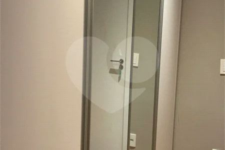 Apartamento na Mooca com 204 m² com vista maravilhosa, sendo 3 suítes e 4vagas.