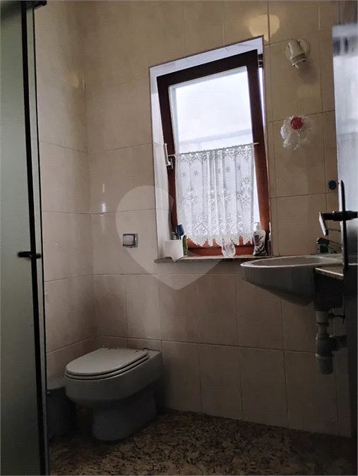 Vende-se ou Aluga-se Casa com 400 m2 na Vila Mascote
