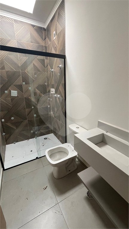 Casa Assobradada com 3 suítes na Vila Thais em Atibaia