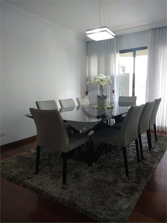 Impecável apartamento no alto de Santana