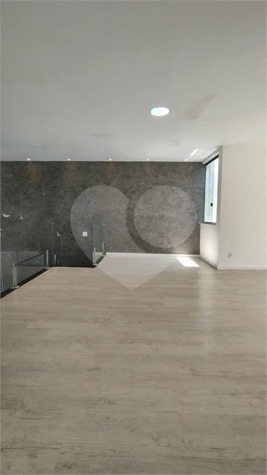 DUPLEX ALTO PADRÃO VARGEM PEQUENA