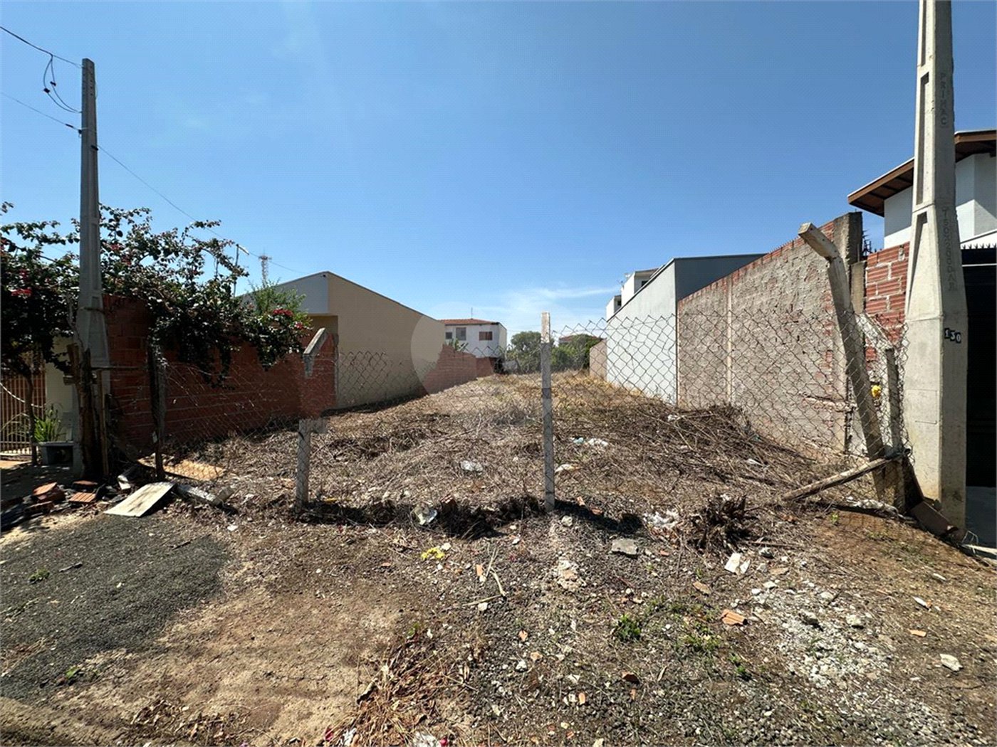 Terreno a venda na Vila Brasília