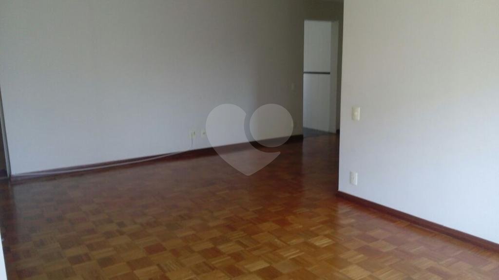 Apartamento 3 quartos - 1 suite - Campo Belo