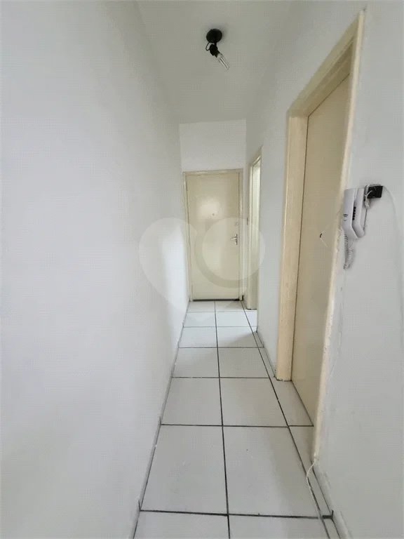 Stúdio na Barra Funda à venda.
