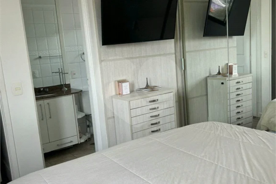 Apartamento na Vila Mascote 3 dormitórios , reformado.
