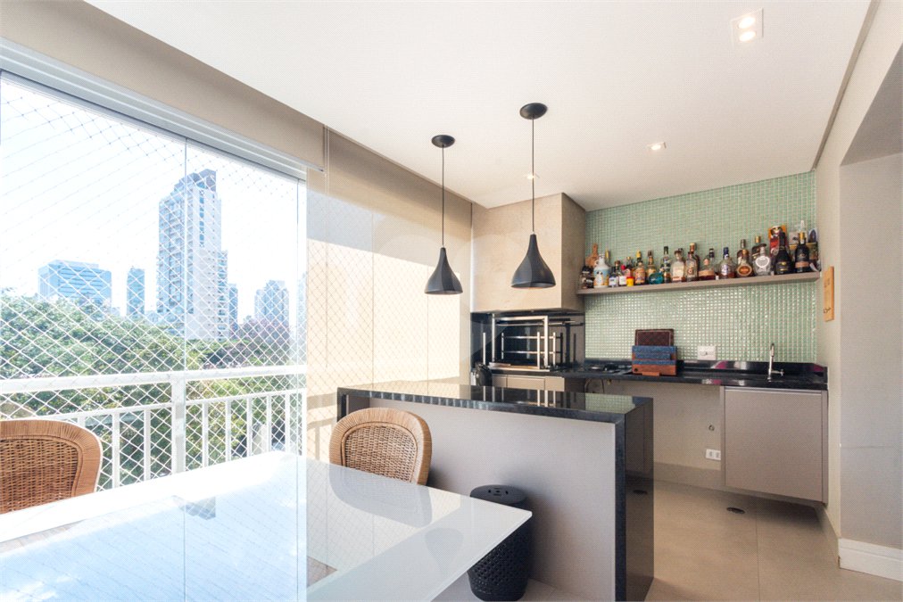 Apartamento à venda com 4 quartos, sendo 2 suítes, em Brooklin, São Paulo, SP