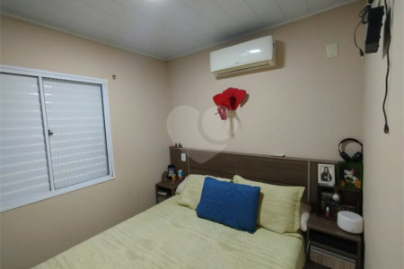 Casa À venda no Moradas II 3 dormitórios