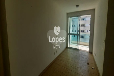 APARTAMENTO COM 2 DORMITÓRIOS E 2 VAGAS DE GARAGEM À VENDA NO JARDIM COLINAS - SÃO JOSÉ DOS CAMPOS/S