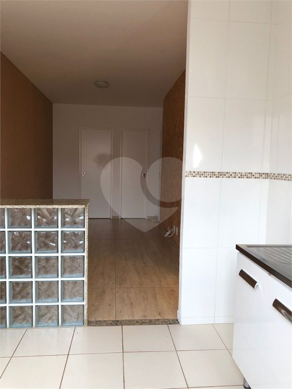 Casa térrea para venda no condomínio fechado Moradas III