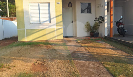 Casa à venda com 2 quartos, sendo 1 suíte,  no condomínio Moradas I, São Carlos - SP