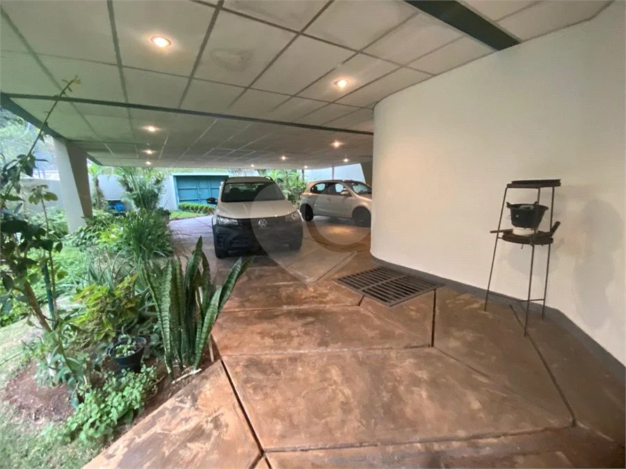 Casa térrea com 3 quartos para alugar no Jardim dos Estados, São Paulo - SP