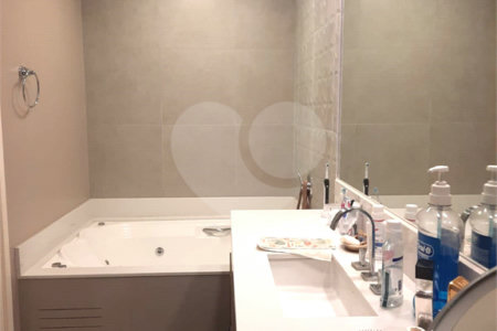 Casa para alugar com 4 quartos, sendo 2 suítes,  em Alto da Boa Vista, São Paulo, SP
