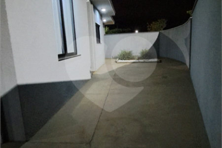 LINDA CASA NO CONDOMÍNIO PARQUE ATLANTA- Araraquara/SP