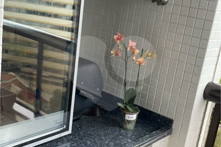 Apartamento com terraço 385m² 03 dormitórios sendo 2 suítes 5 vagas..Estuda Permuta.
