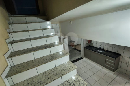 Casa ampla com 3 Quartos e 1 Suíte